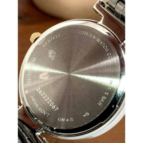 Citizen Women's Watch ER0216-67D Quartz White Mother of Pearl Dial Two T… - Picture 6 of 12